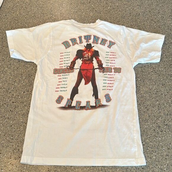 BRITNEY SPEARS 2009 Circus Tour Tee - Picture 4 of 10
